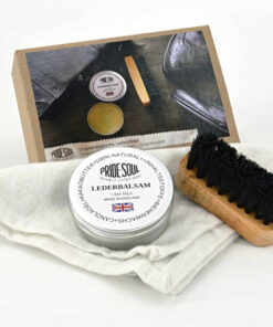 Geen Merk JU-44040 Leer Onderhoudsset Pride And Soul. Met Borstel