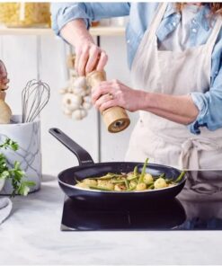 Alternative view of GreenPan Essence Koekenpan 28 cm Zwart